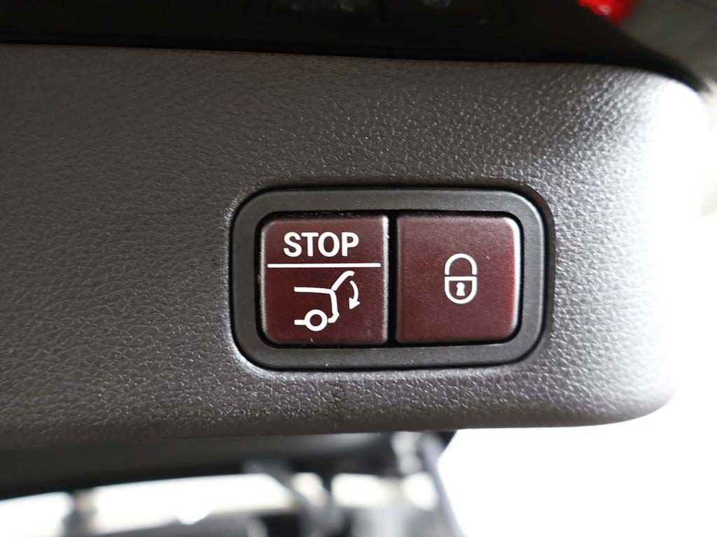 Used 2017 Mercedes-Benz GLE 350 4MATIC image 22