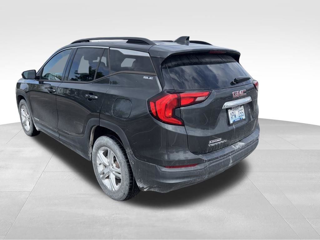 Used 2018 GMC Terrain SLE w/ Driver Convenience Package image 3