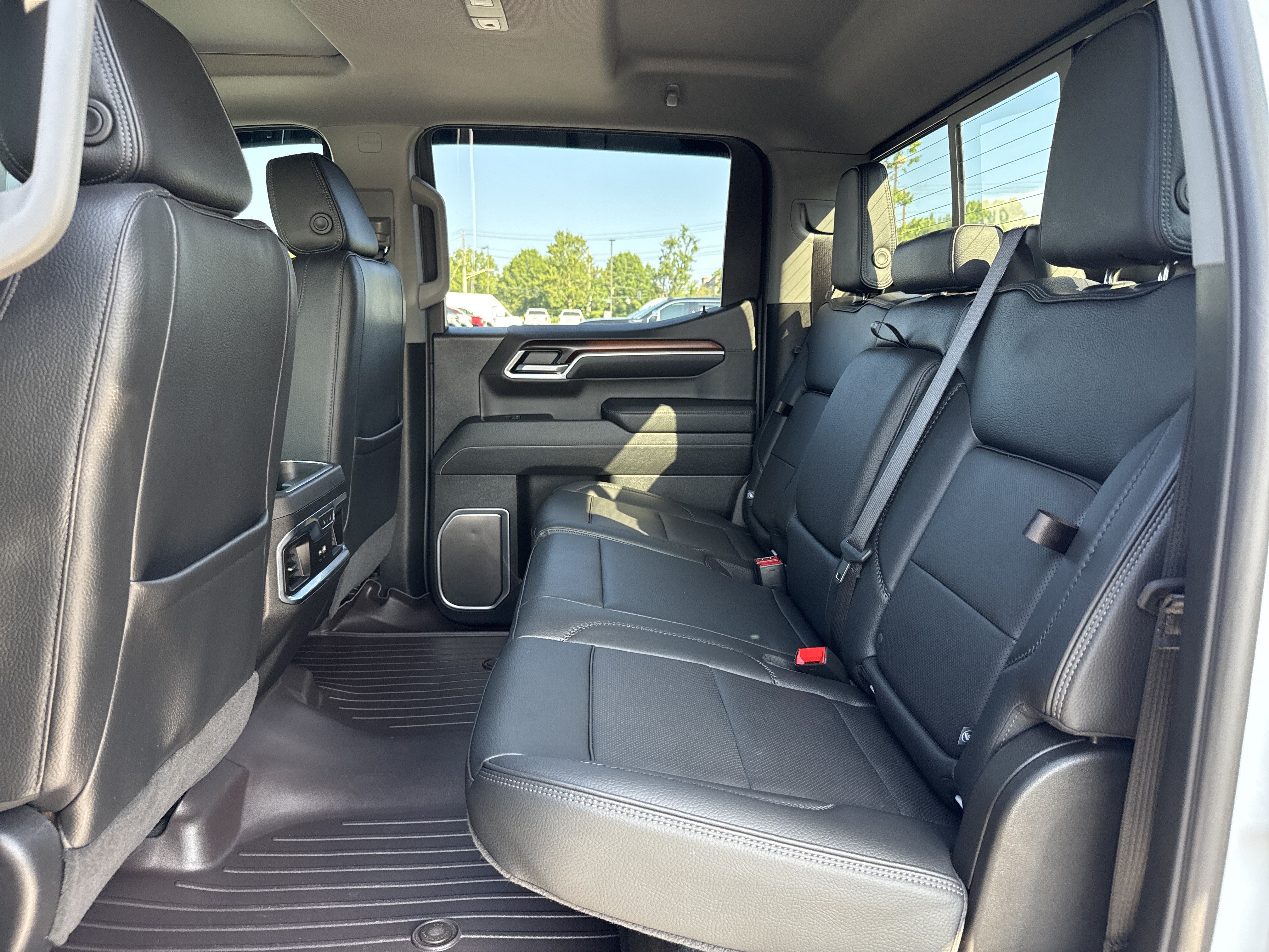 Used 2026 GMC Sierra 1500 Denali AWD/4WD image 31