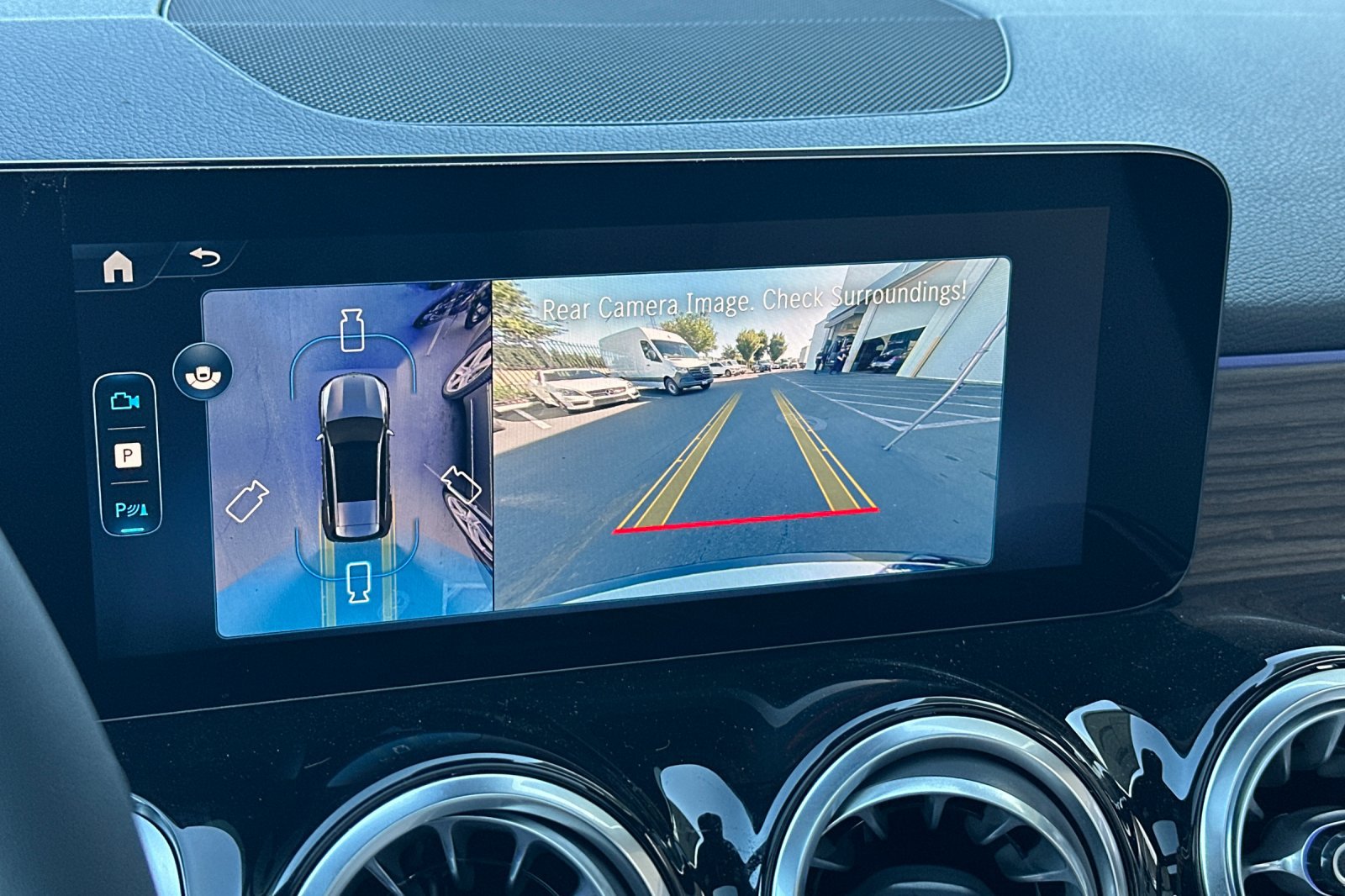 New 2026 Mercedes-Benz GLB 250 4MATIC image 19