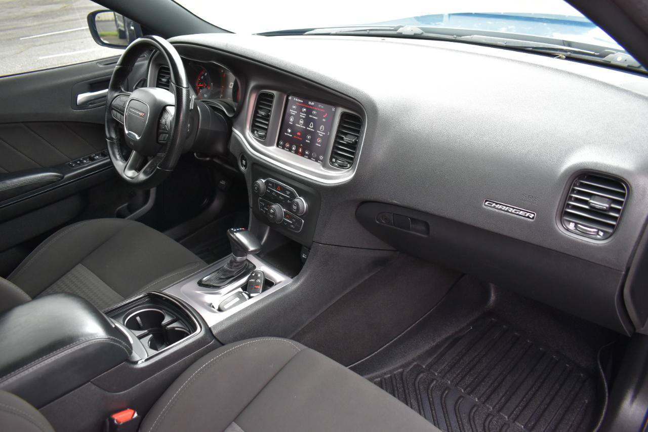 Used 2021 Dodge Charger R/T w/ Blacktop Package RWD image 12