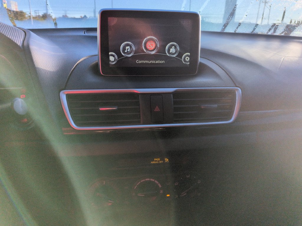 Used 2016 MAZDA MAZDA3 i Sport FWD image 16