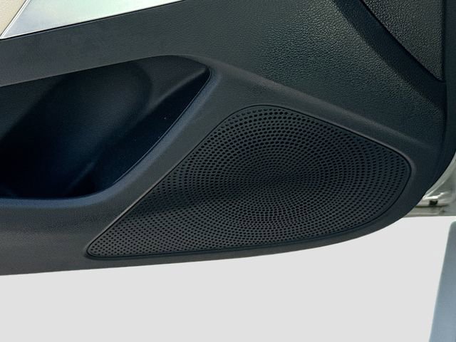 Used 2026 Genesis G70 2.5T image 18