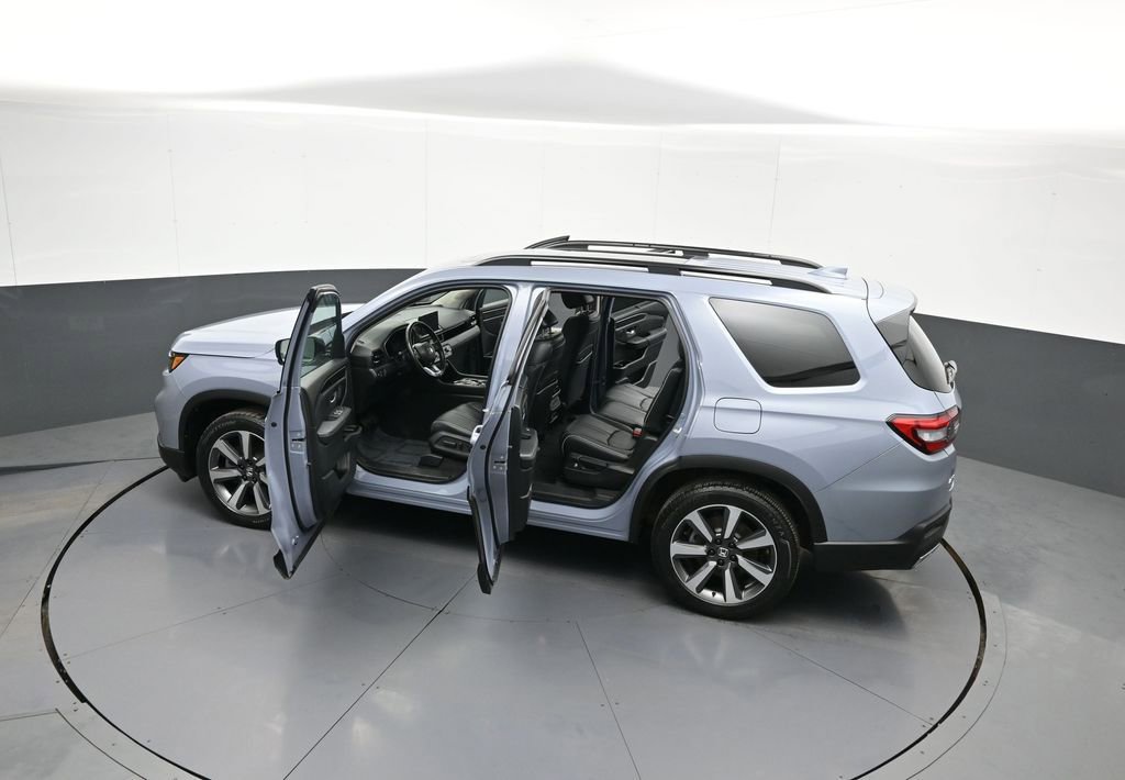 Certified 2023 Honda Pilot Elite image 46
