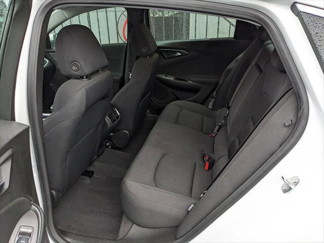 Used 2023 Chevrolet Malibu LT image 11