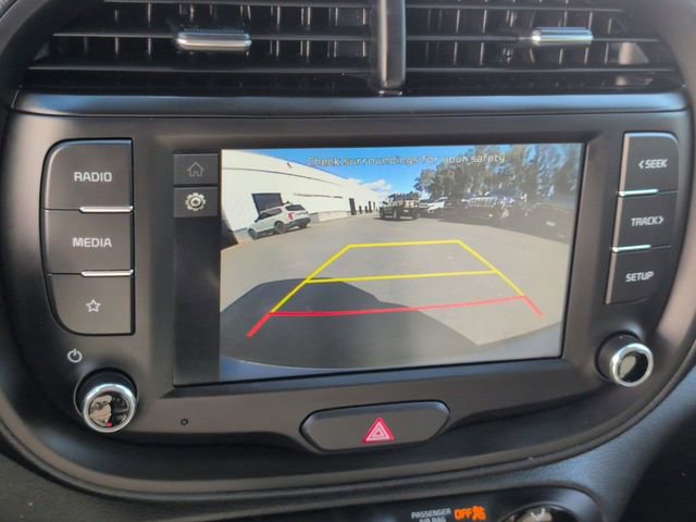 Certified 2025 Kia Soul LX w/ LX Technology Package FWD image 23