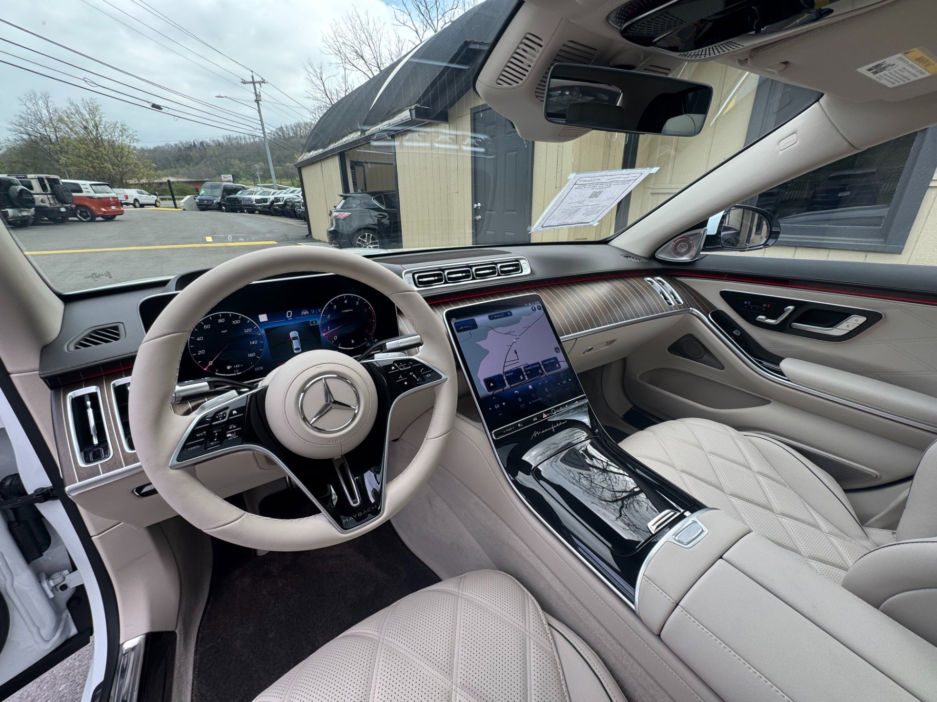Used 2025 Mercedes-Benz Maybach S 680 4MATIC image 11