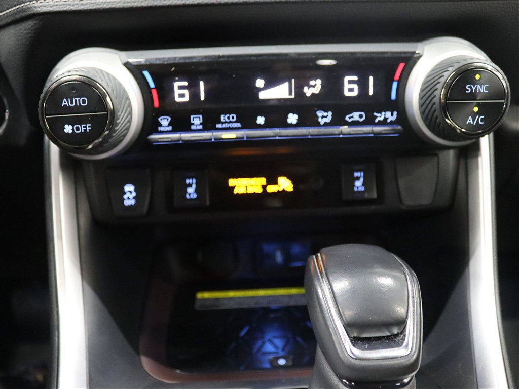 Used 2019 Toyota RAV4 Limited AWD/4WD image 34