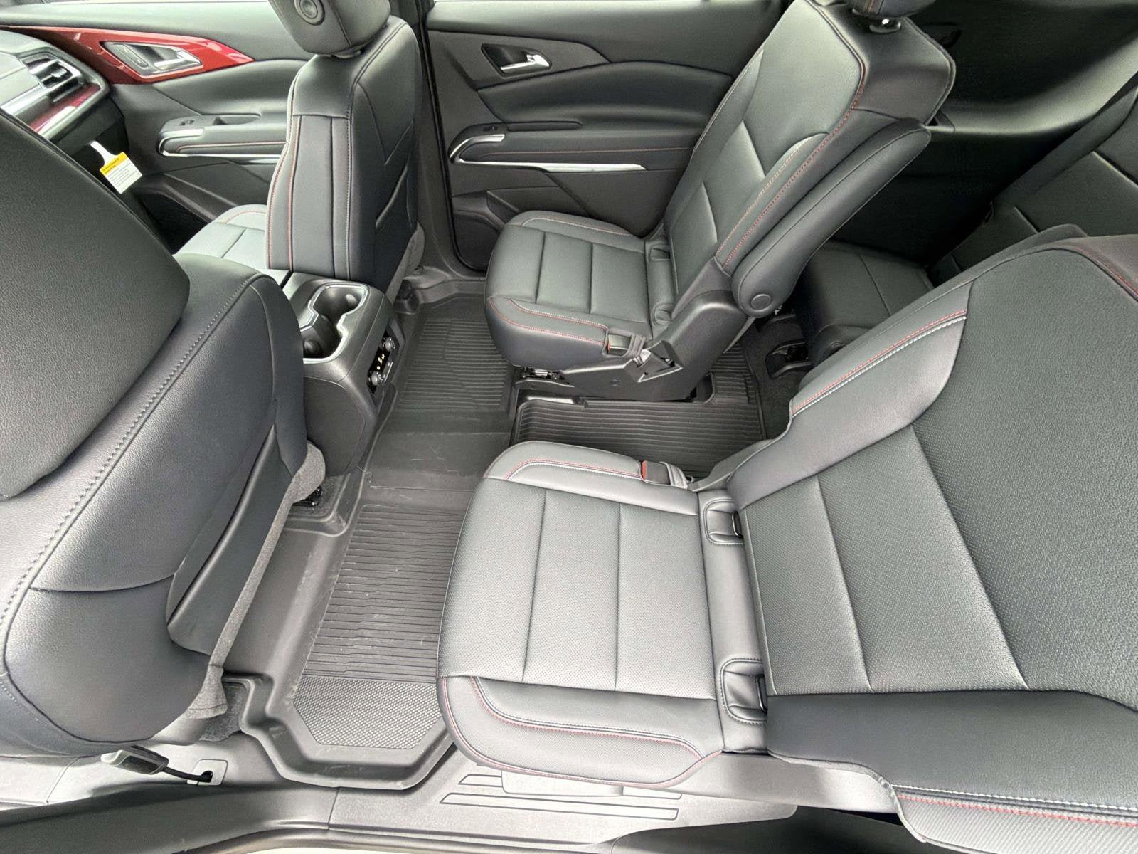 New 2026 Chevrolet Traverse Z71 AWD/4WD image 4