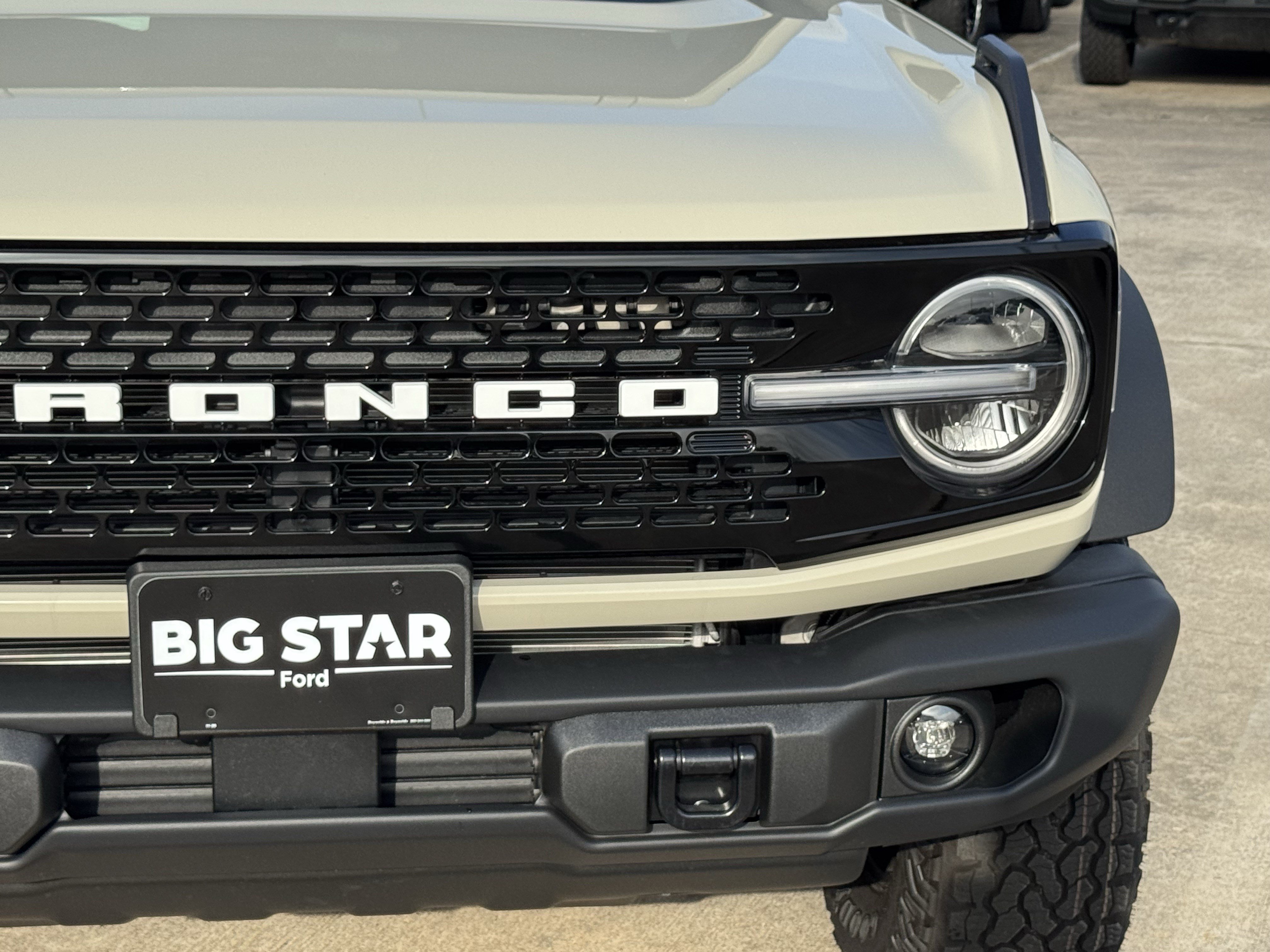 New 2026 Ford Bronco Badlands AWD/4WD image 5