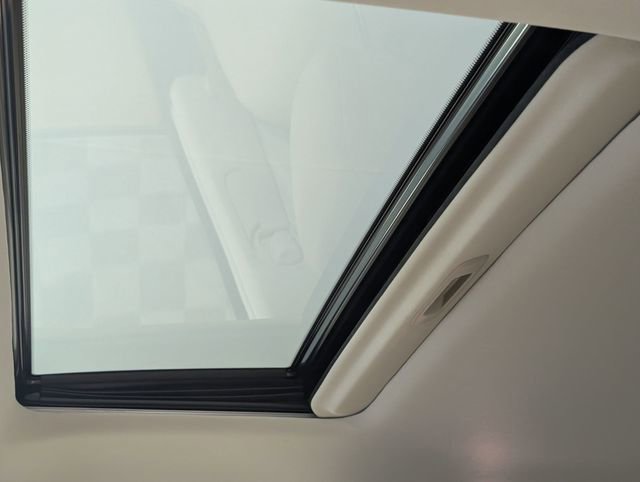 Used 2022 Nissan Armada SL w/ Cargo Package image 13