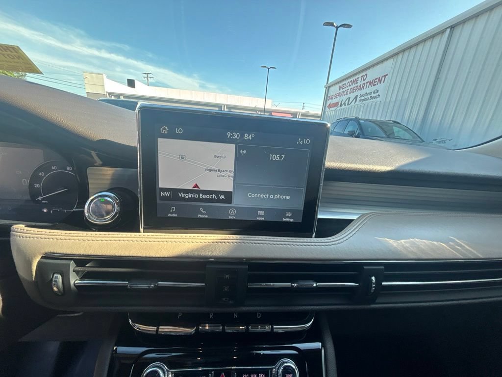 Used 2021 Lincoln Corsair AWD w/ Premium Package image 14