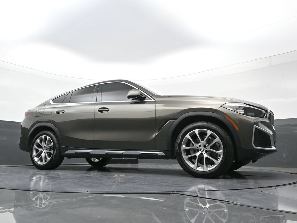 Used 2023 BMW X6 xDrive40i w/ Premium Package AWD/4WD image 21