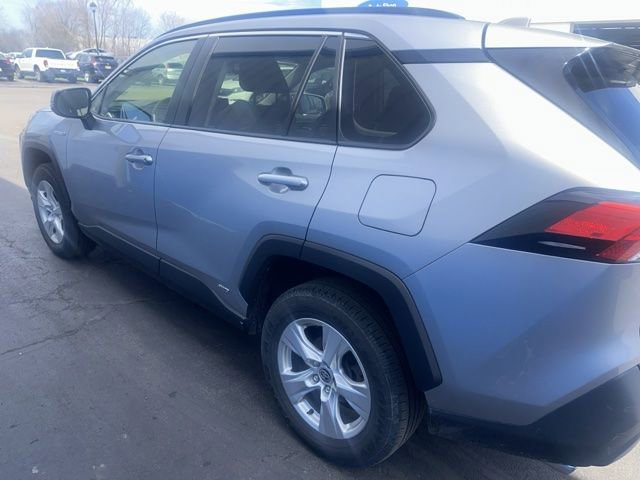 Used 2020 Toyota RAV4 XLE w/ Convenience Package AWD/4WD image 5