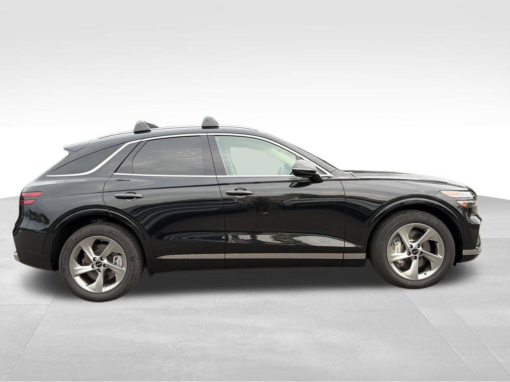 Certified 2026 Genesis GV70 2.5T Select AWD/4WD image 2