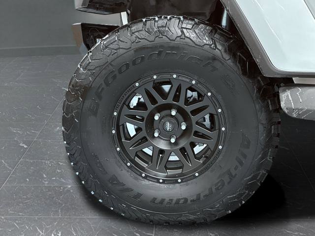 Used 2020 Jeep Gladiator Overland image 39