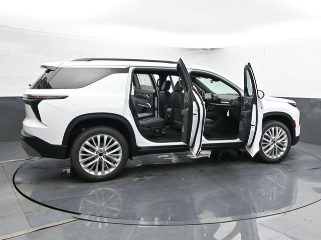New 2026 Chevrolet Traverse LT w/ LPO, Floor Liner Package FWD image 52
