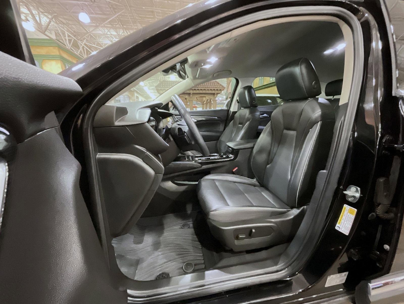 Certified 2023 Buick Envision Essence image 10