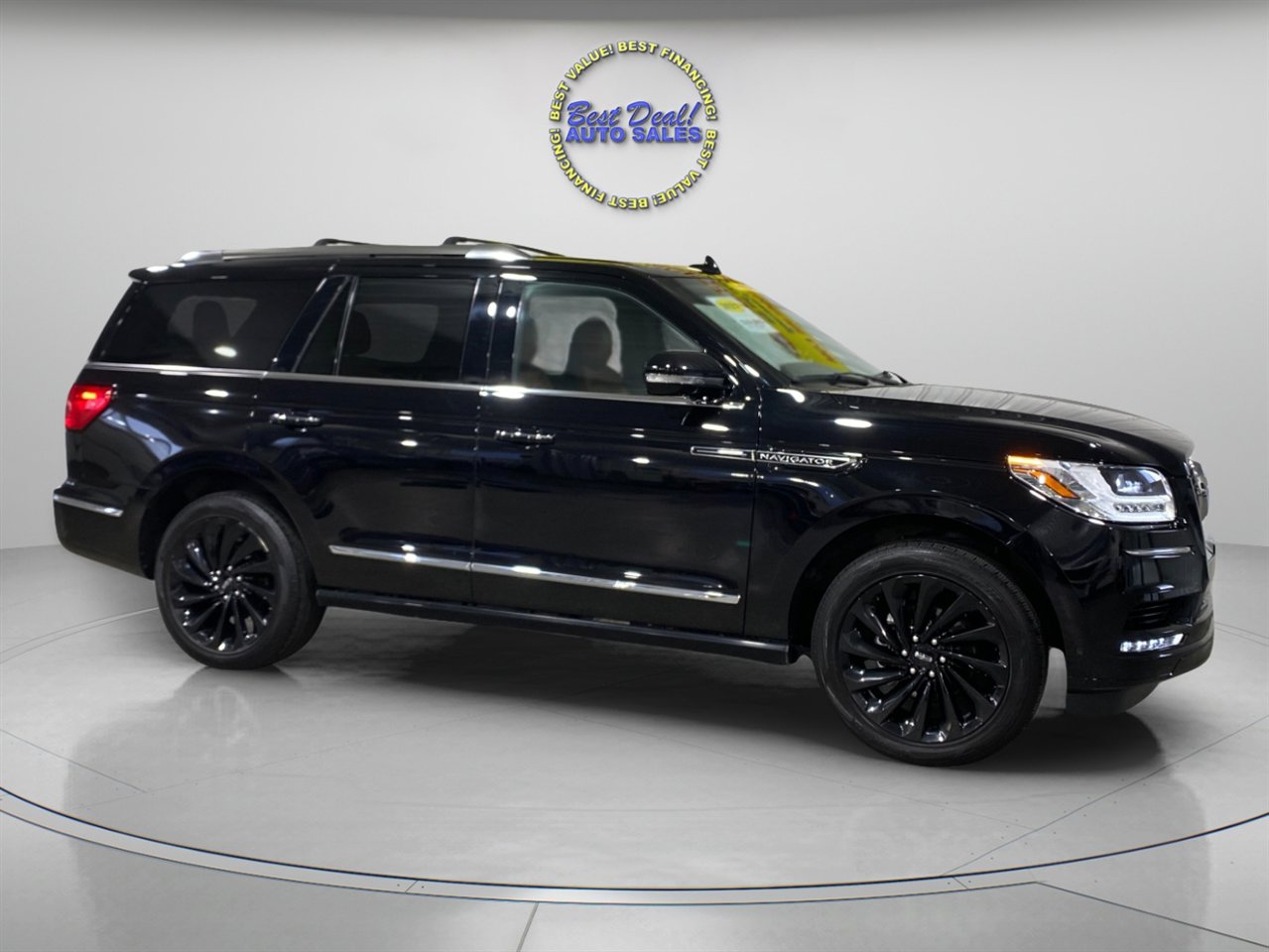 Used 2021 Lincoln Navigator Reserve image 25