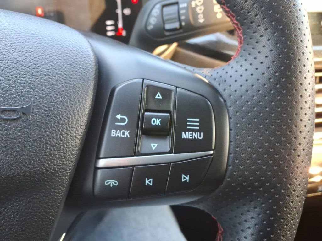 Used 2024 Ford Escape ST-Line w/ Tech Pack #1 image 14