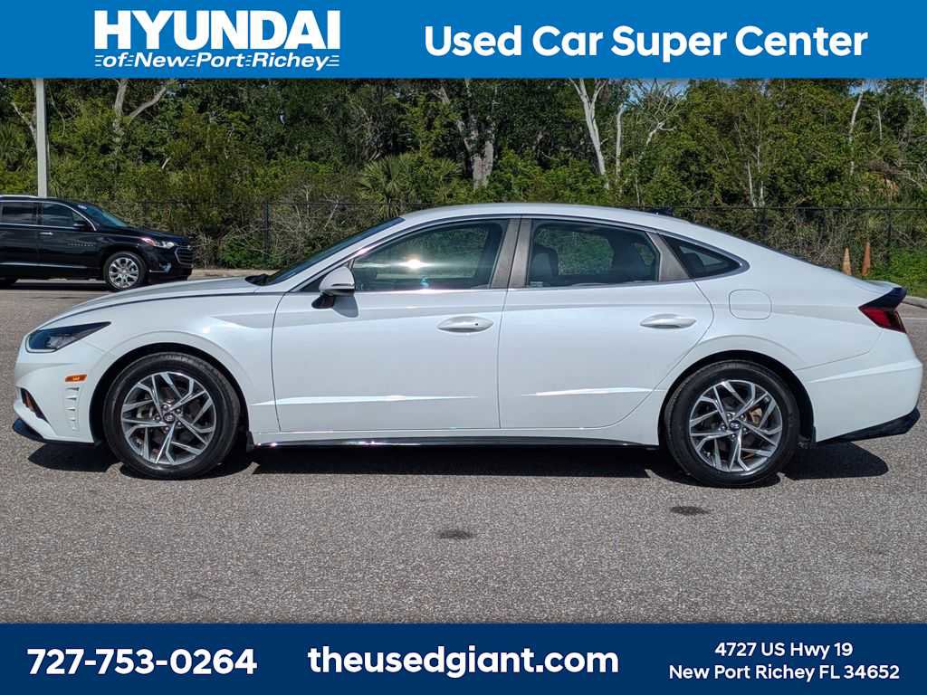 Certified 2021 Hyundai Sonata SEL FWD image 2