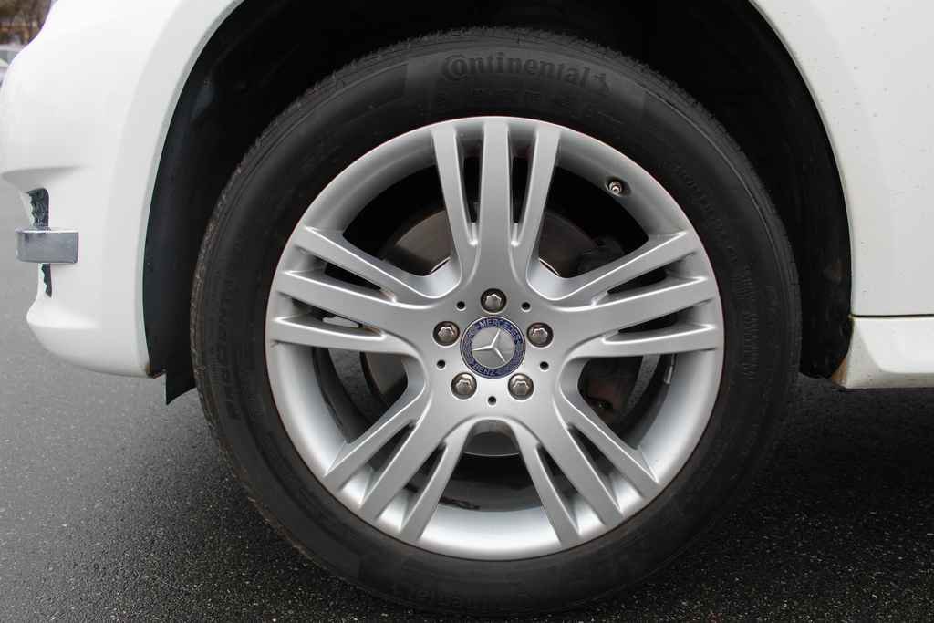 Used 2015 Mercedes-Benz GLK 350 2WD image 28