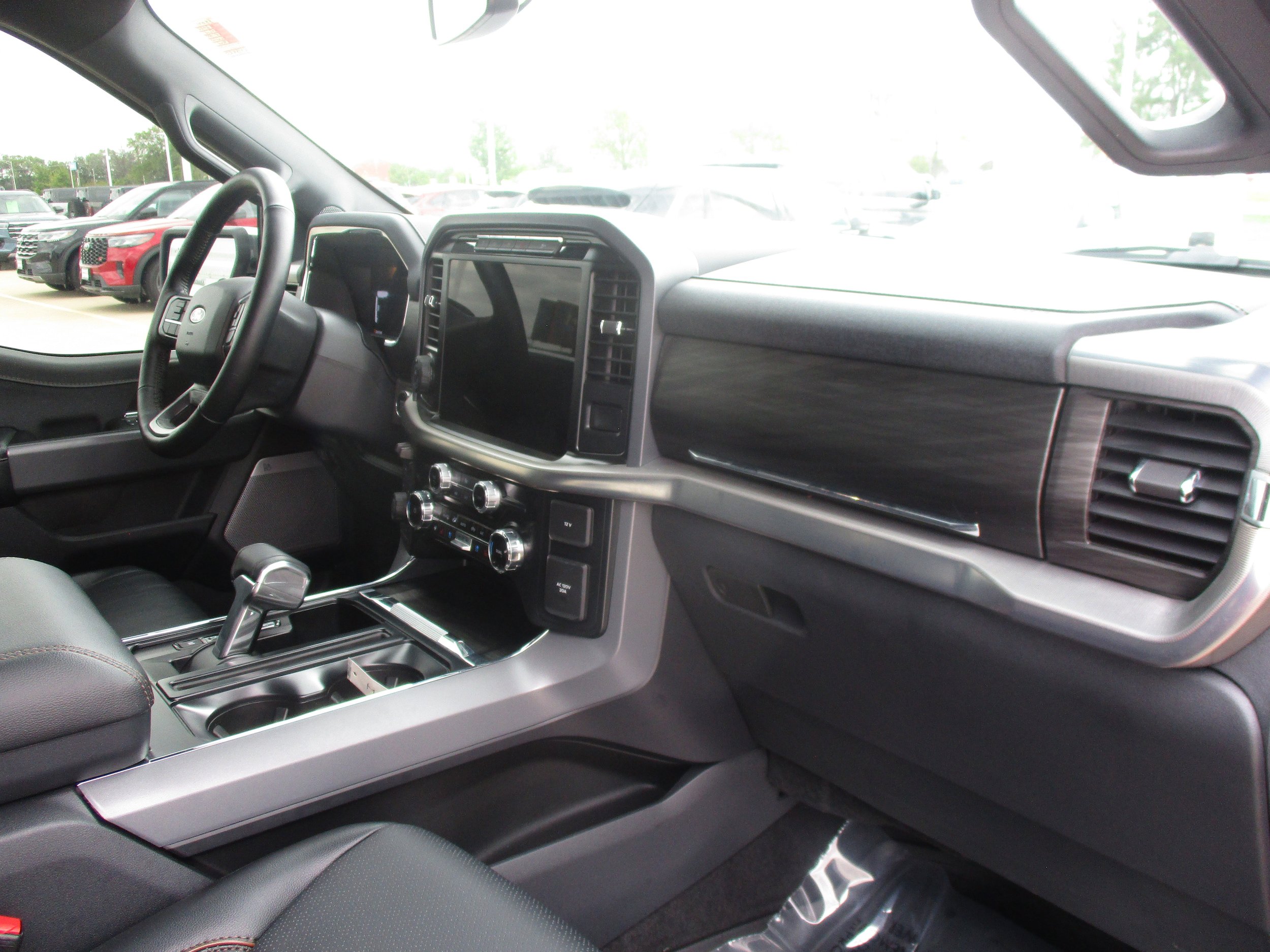 Used 2024 Ford F150 Lariat w/ Bed Utility Package AWD/4WD image 50