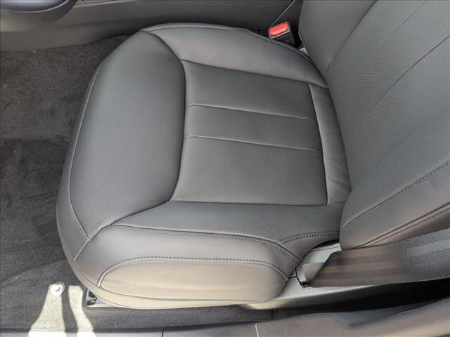 New 2025 Land Rover Range Rover Sport SE image 4