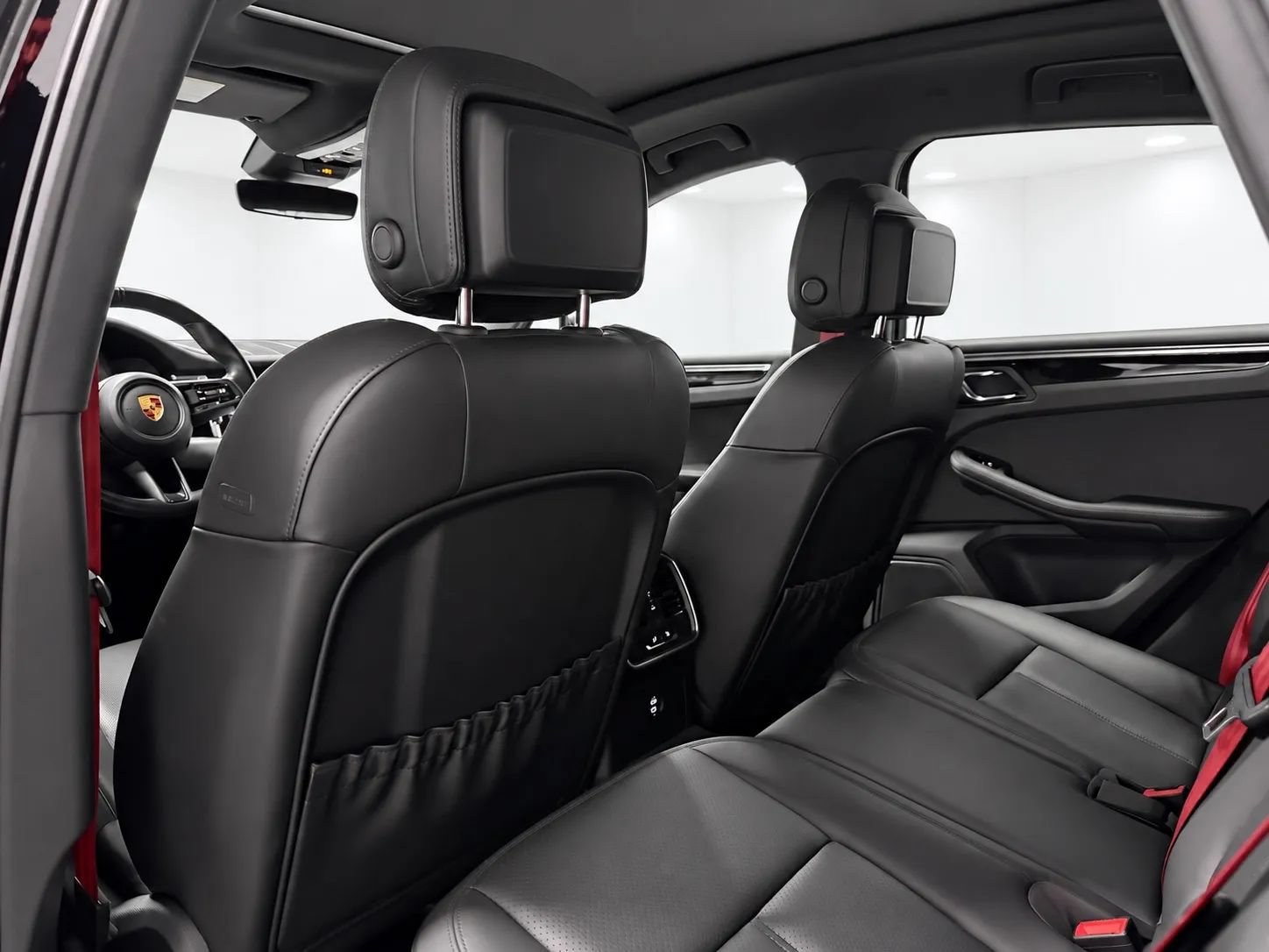 Used 2023 Porsche Macan S AWD/4WD image 14