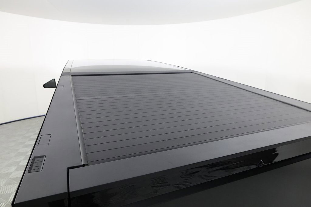 Used 2024 Tesla Cybertruck AWD Crew Cab image 7