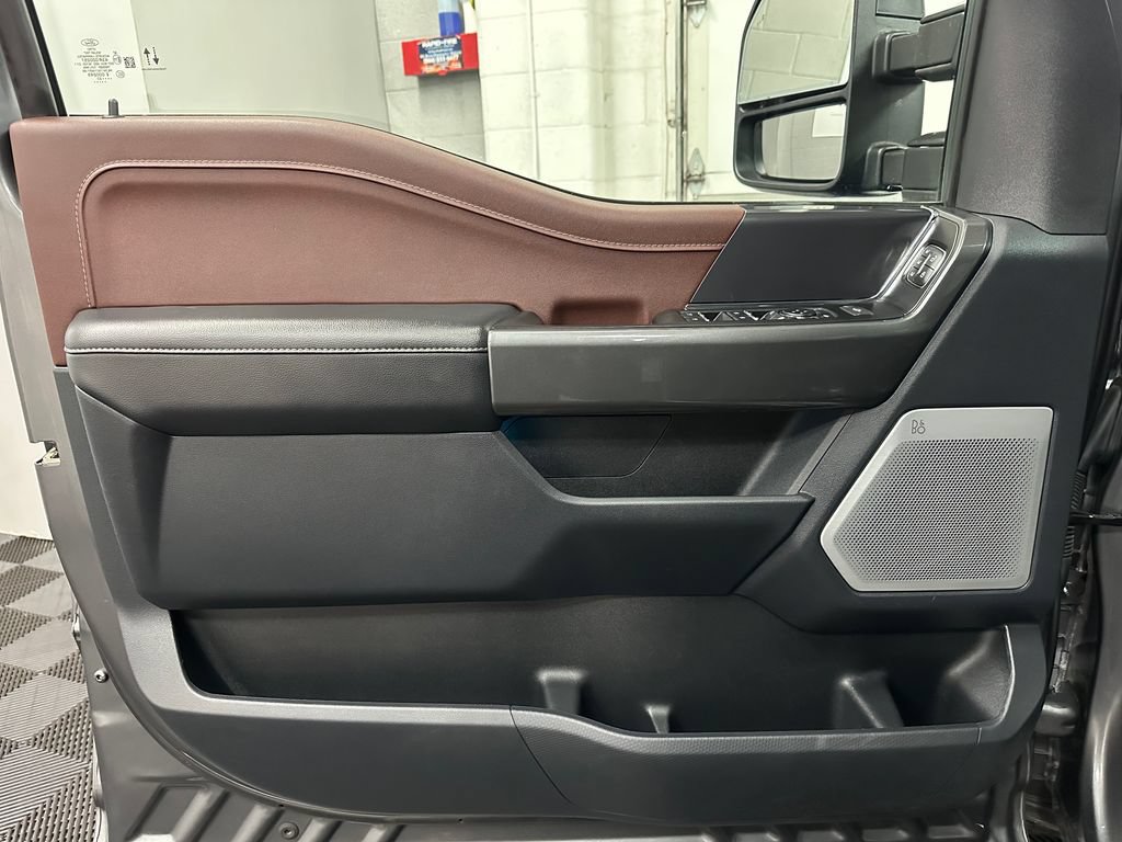 Used 2023 Ford F150 Lariat w/ Equipment Group 502A High AWD/4WD image 17