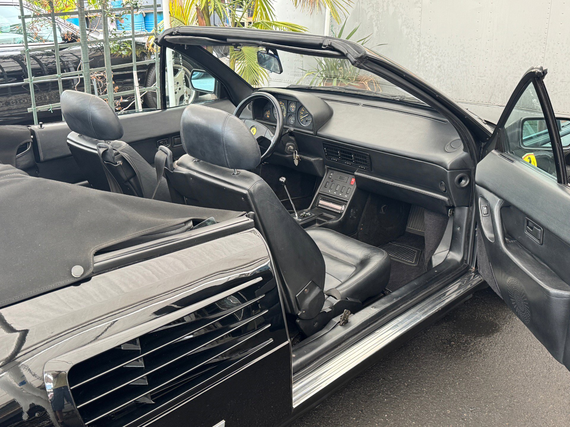 Used 1990 Ferrari Mondial T Cabriolet RWD image 12