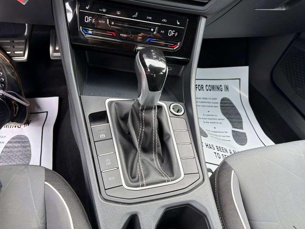 Used 2025 Volkswagen Jetta Sport FWD image 22
