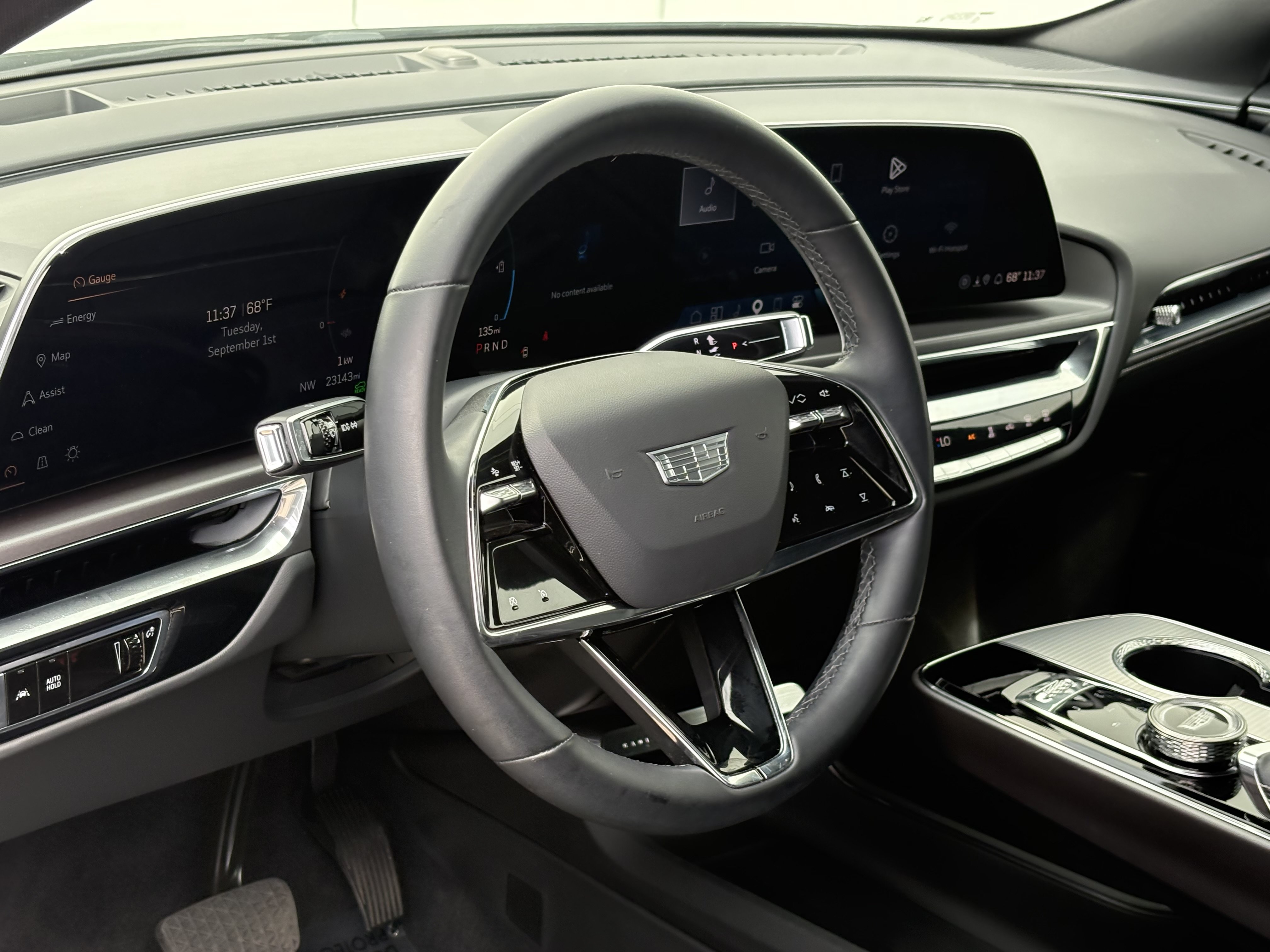 Certified 2024 Cadillac Lyriq Tech AWD/4WD image 15