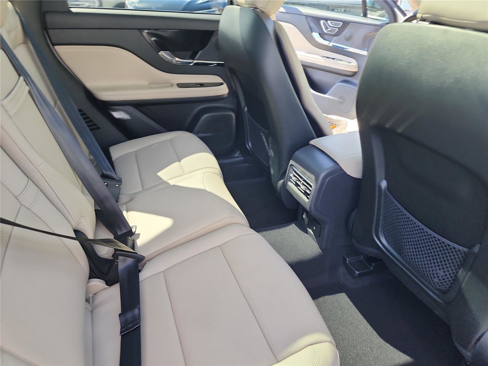 New 2026 Lincoln Corsair Reserve image 26