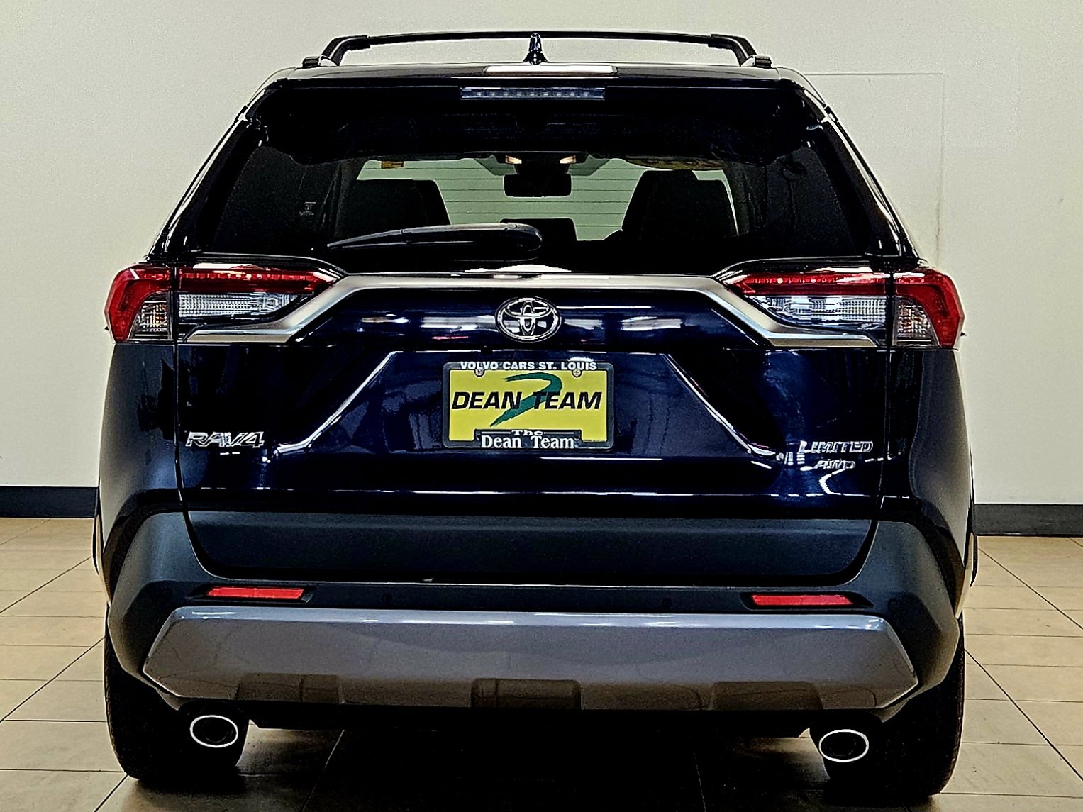 Used 2019 Toyota RAV4 Limited w/ Advanced Technology Package AWD/4WD image 6