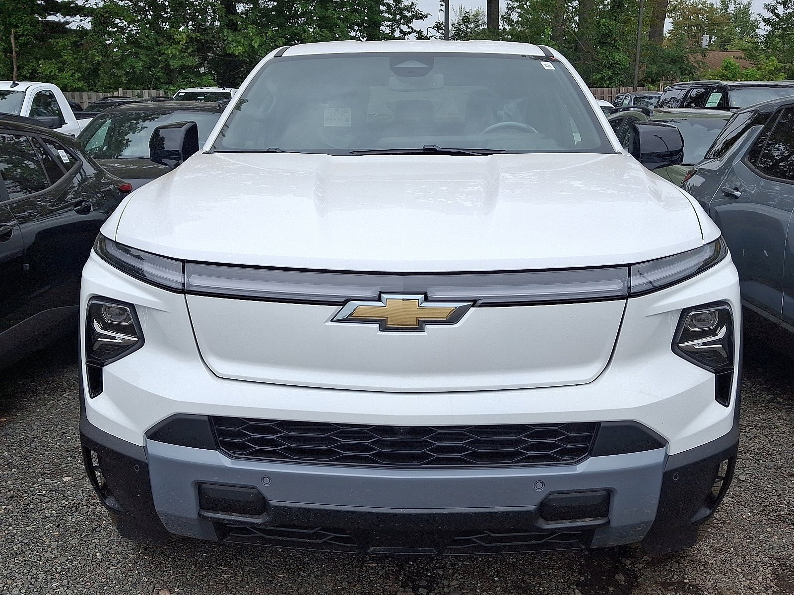 New 2026 Chevrolet Silverado EV LT AWD/4WD image 2