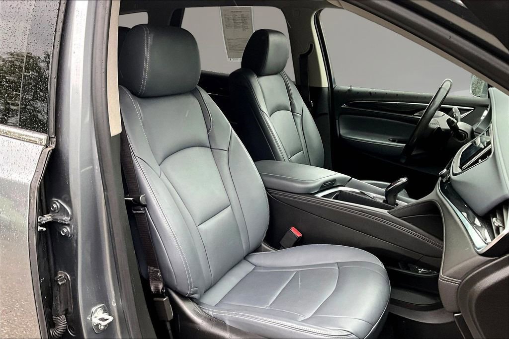 Used 2020 Buick Enclave Premium w/ Sun and Sites Package AWD/4WD image 27