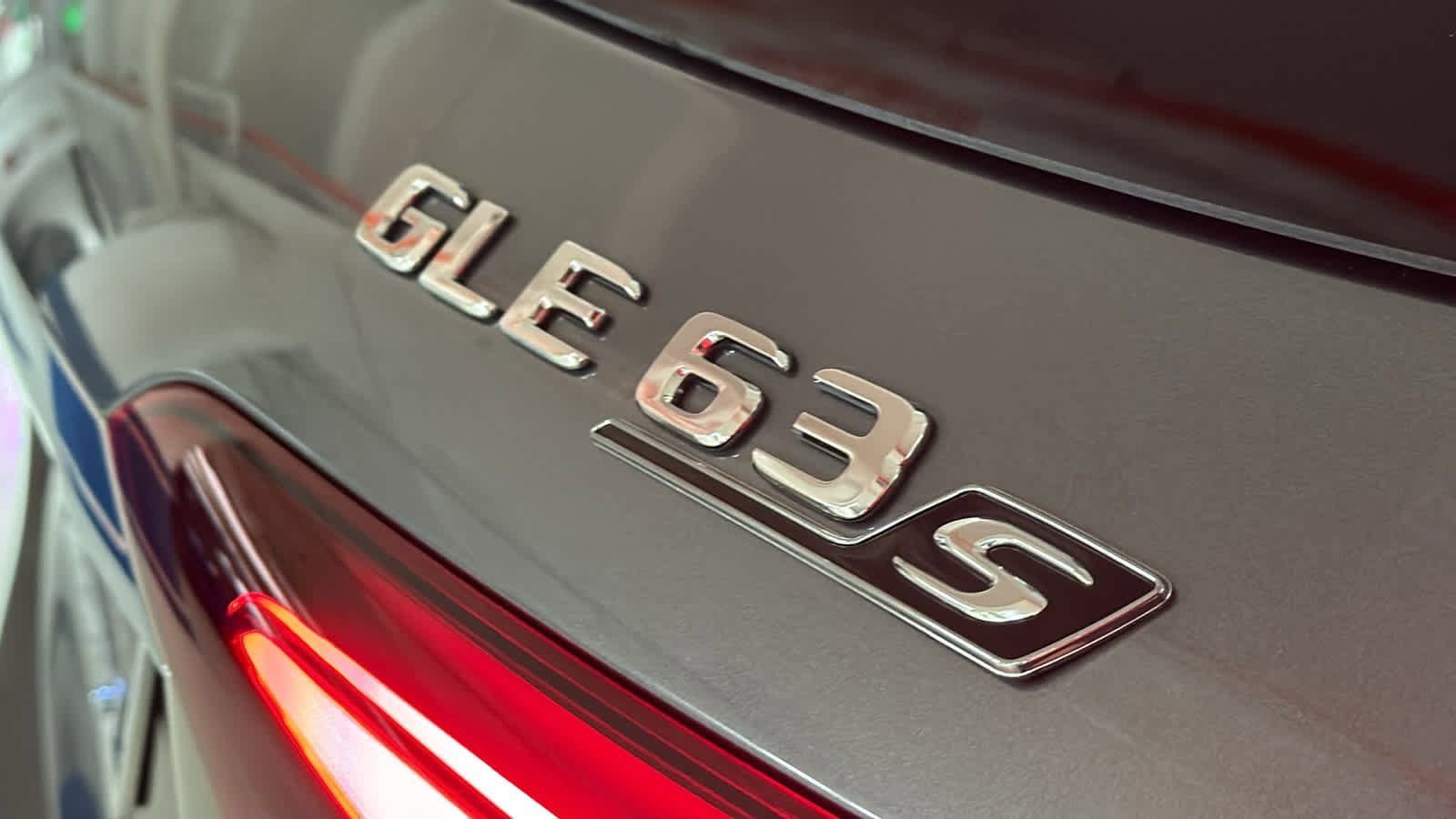 New 2026 Mercedes-Benz GLE 63 AMG S image 10