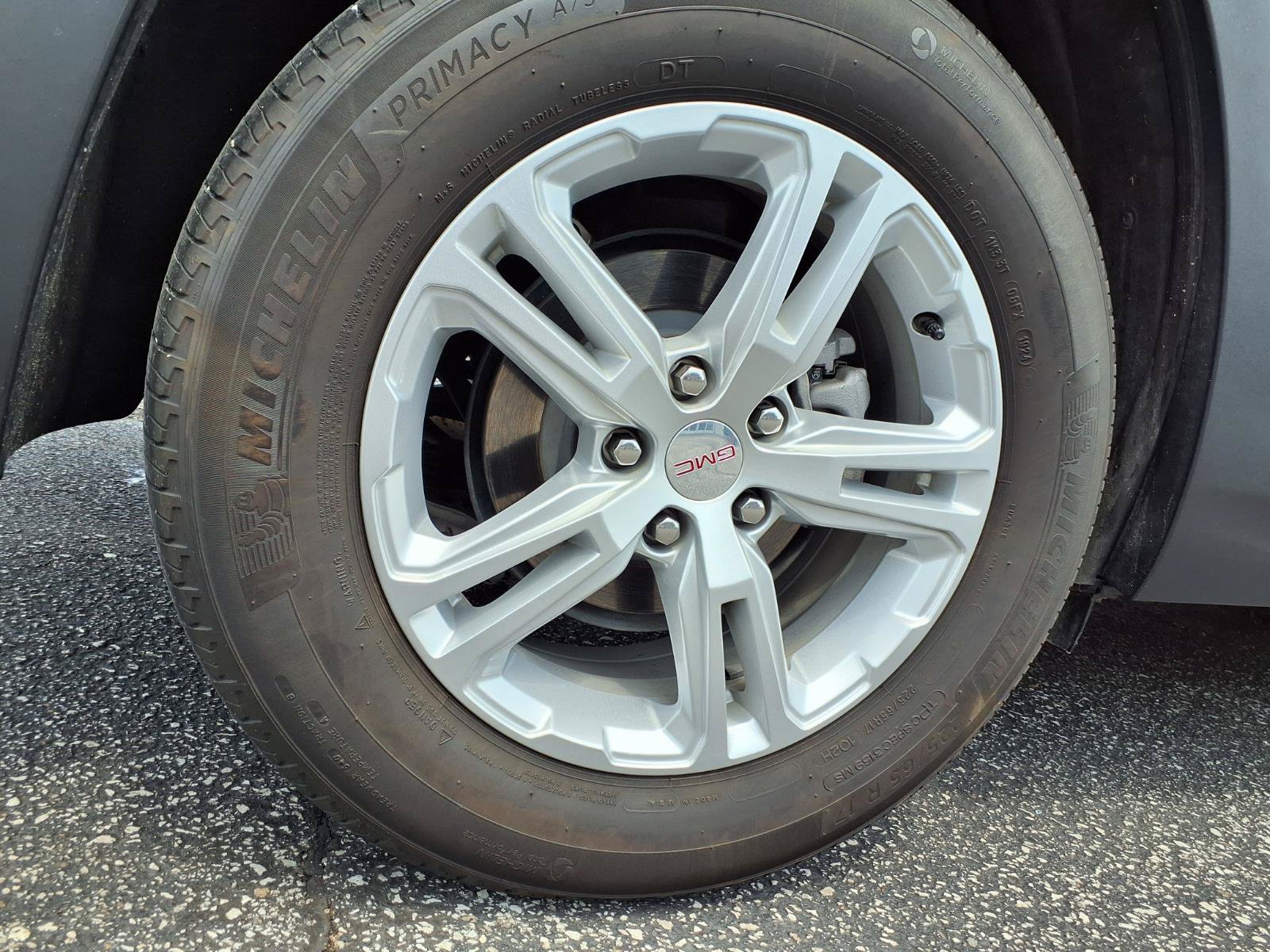 Used 2024 GMC Terrain SLE FWD image 33
