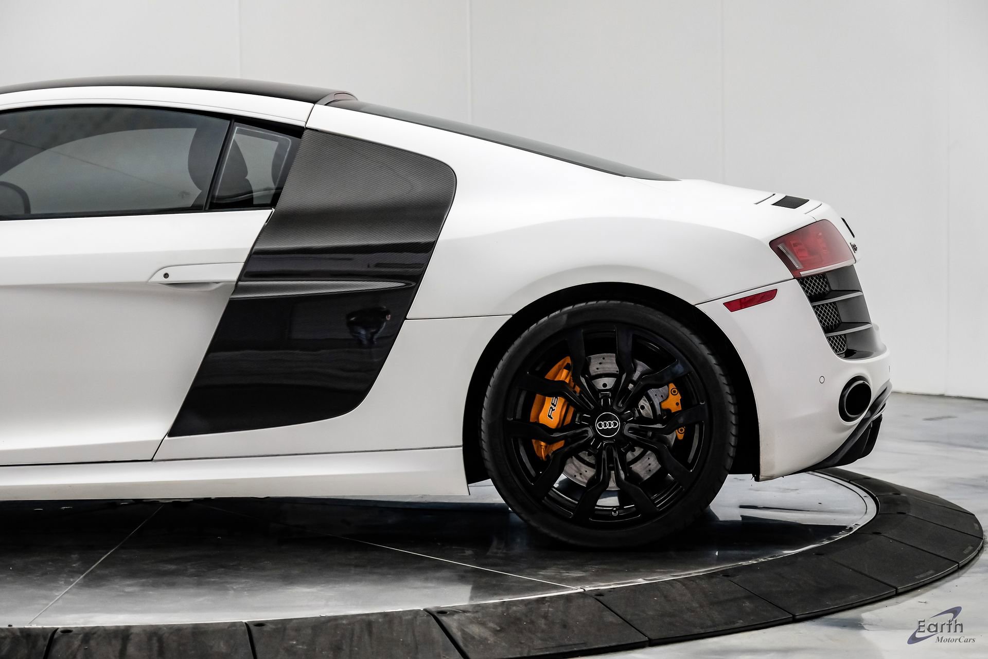 Used 2010 Audi R8 V10 image 11