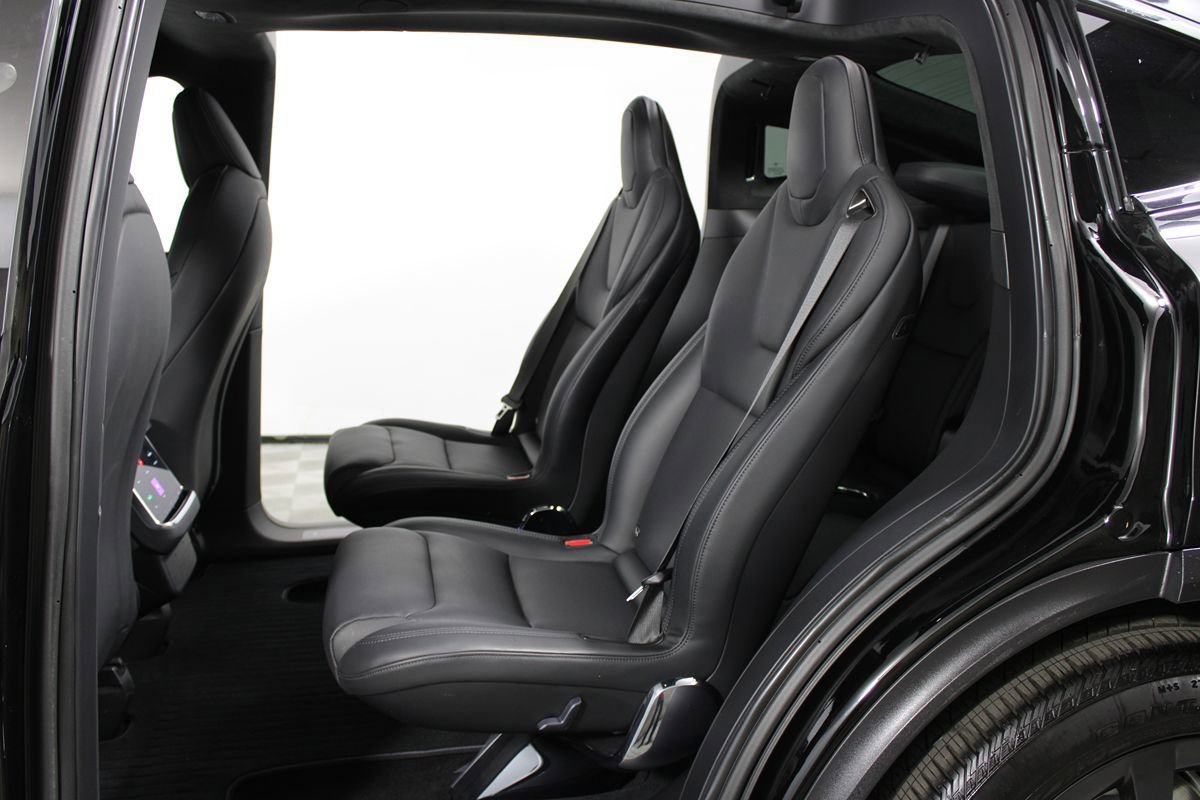 Used 2024 Tesla Model X AWD/4WD image 23