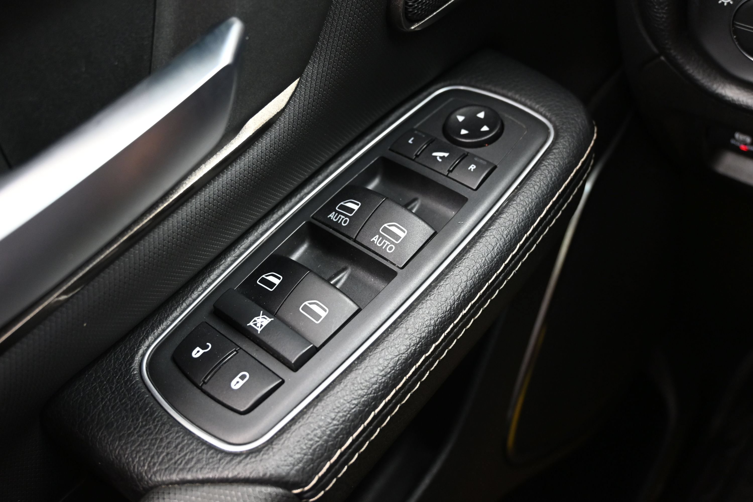 Used 2020 RAM 1500 Rebel w/ Rebel Level 2 Equipment Group AWD/4WD image 25