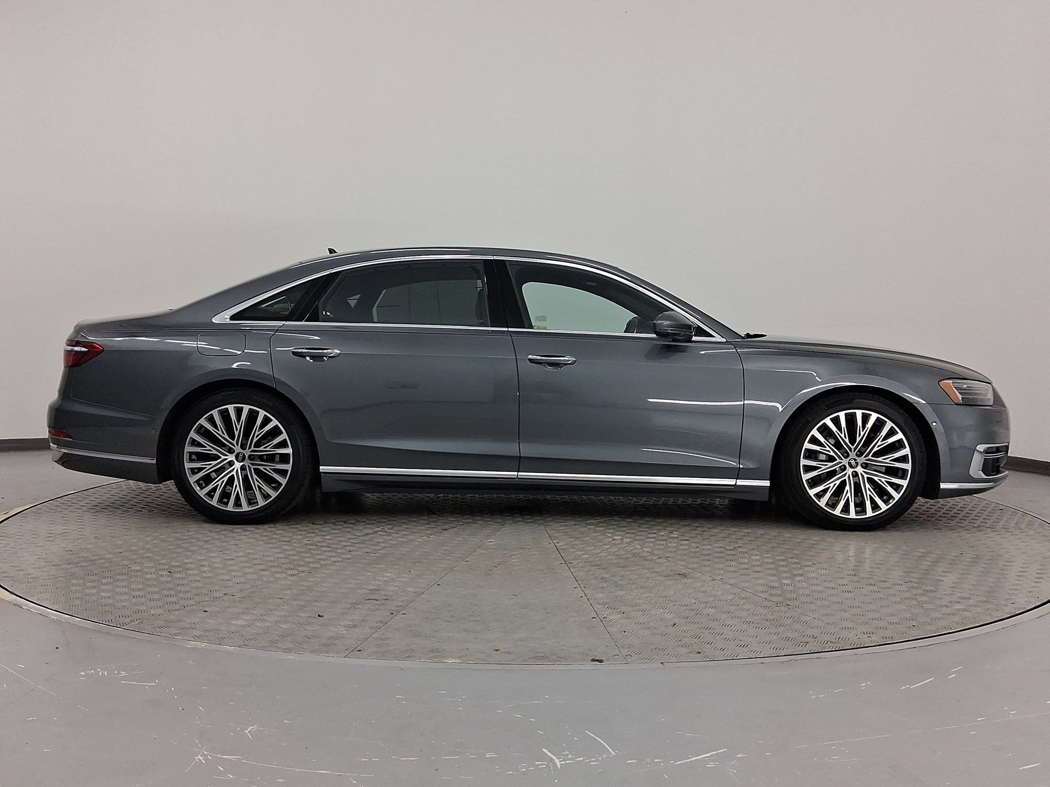 Used 2021 Audi A8 L 3.0T image 8