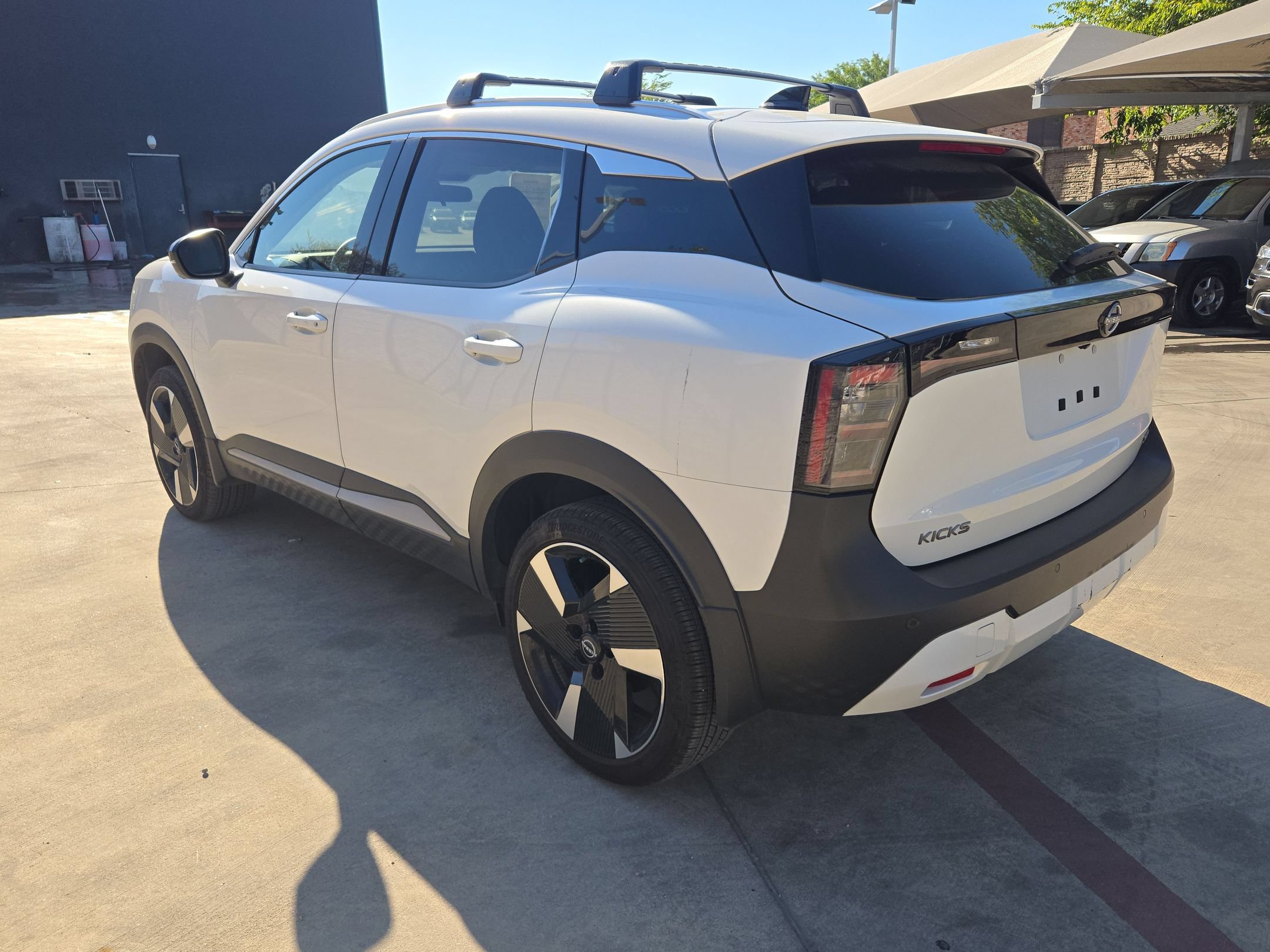 Certified 2026 Nissan Kicks SR w/ Cold Weather Package FWD image 5
