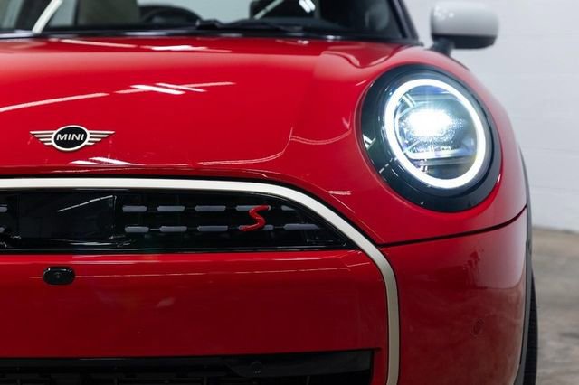 Certified 2025 MINI Cooper S image 8