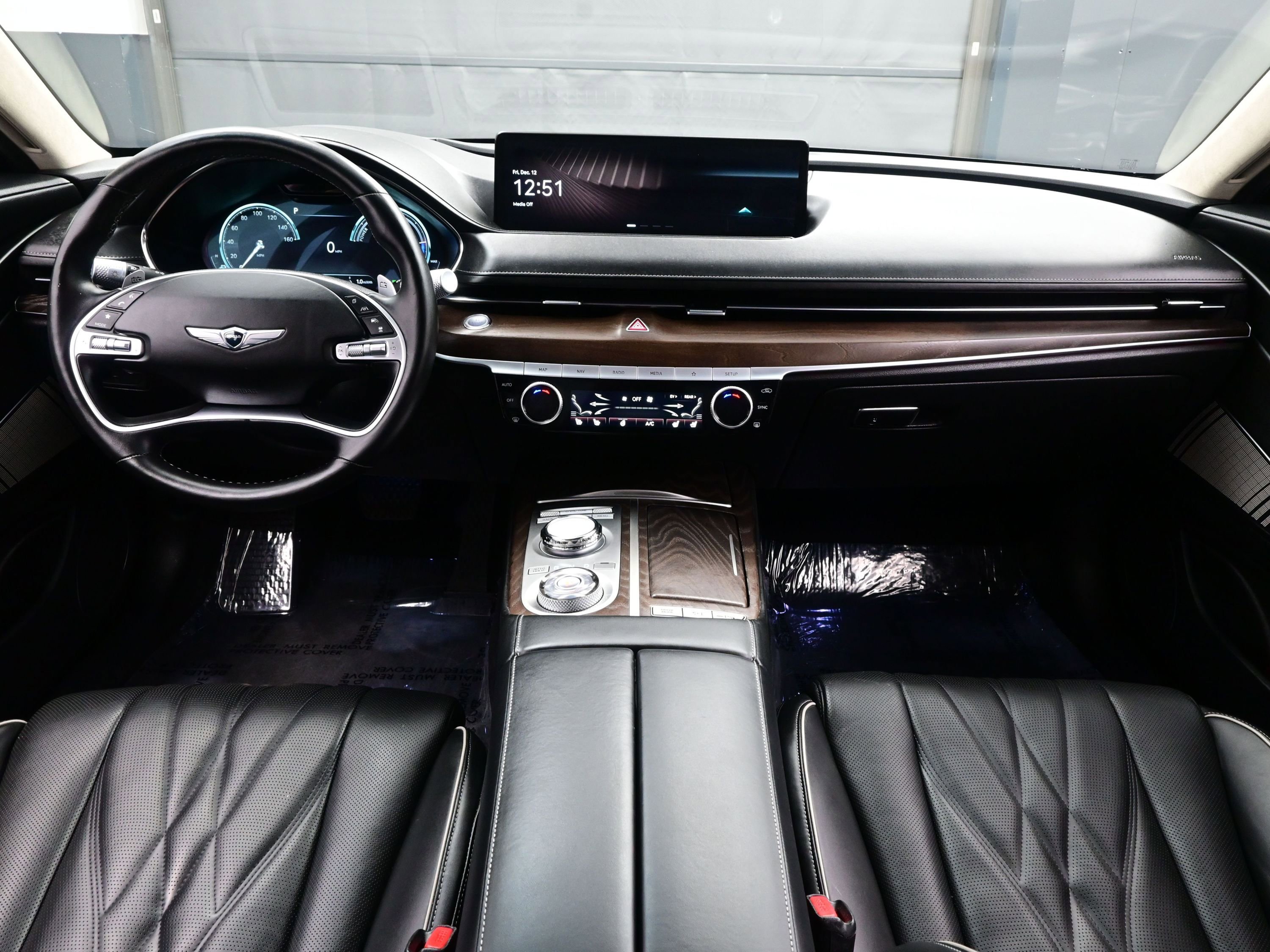 Certified 2023 Genesis G80 image 16