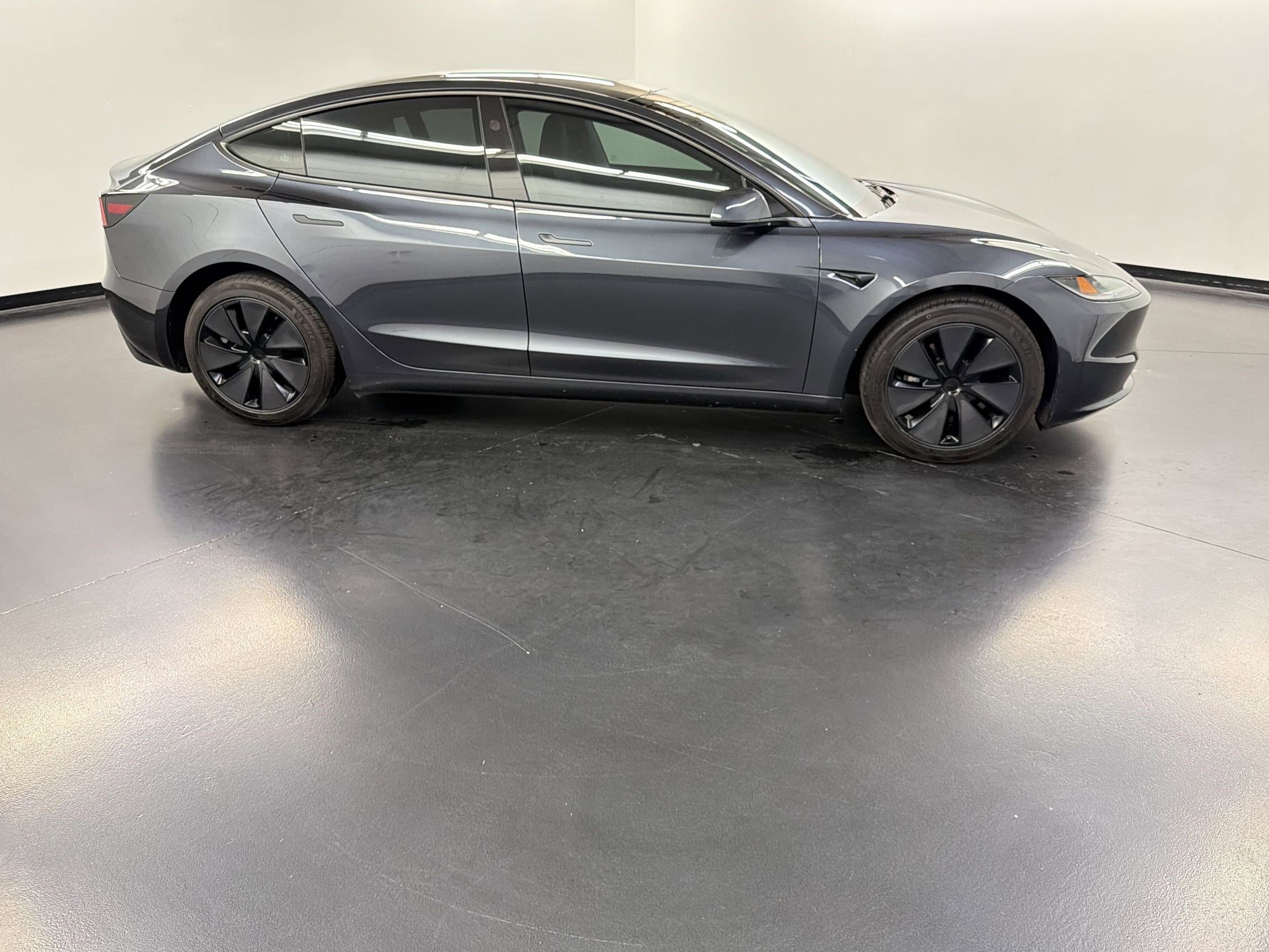 Used 2025 Tesla Model 3 Long Range RWD image 8