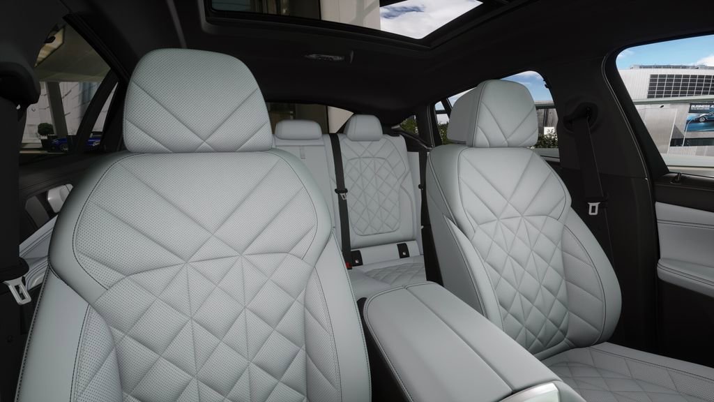 New 2026 BMW X6 xDrive40i image 37