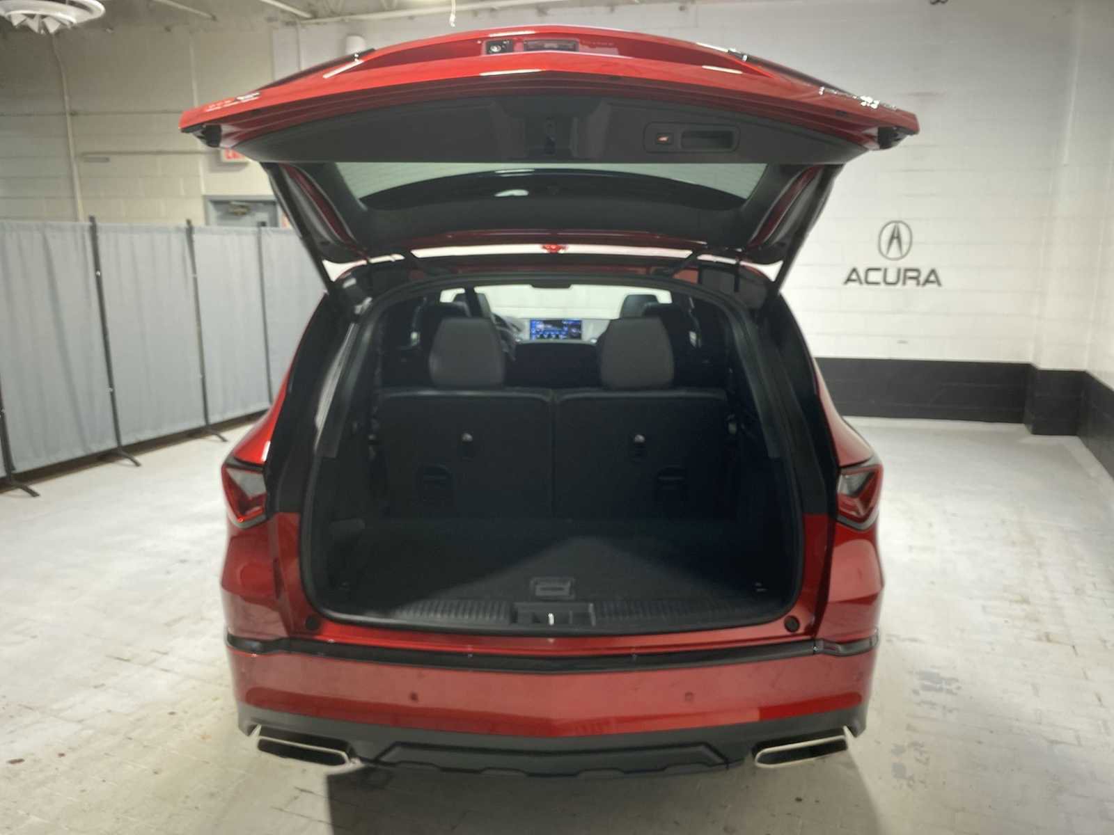 Used 2025 Acura MDX A-Spec image 19